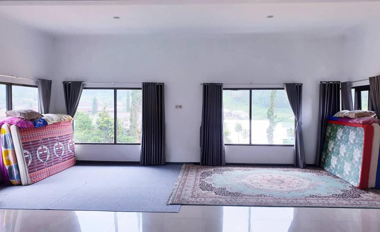 Villa Batumarta Tawangmangu Buitenkant foto